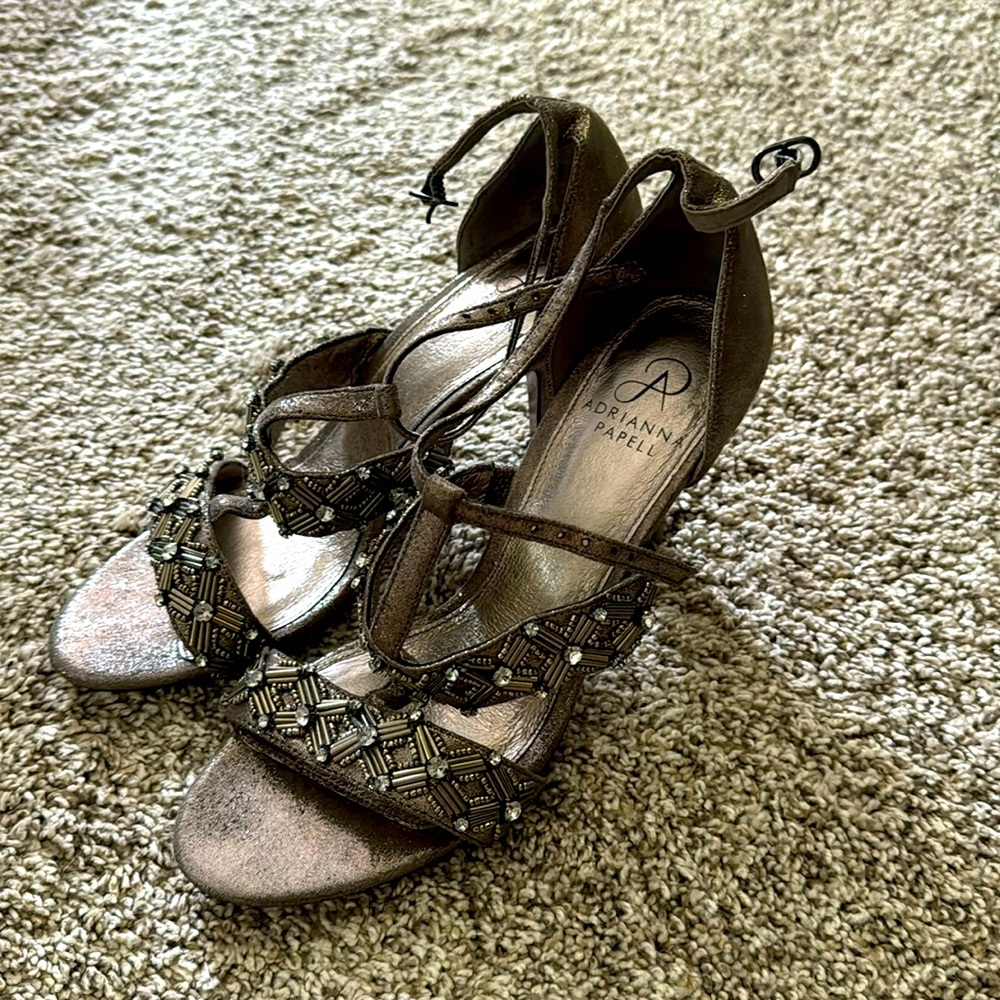 Adrianna papell beaded heel